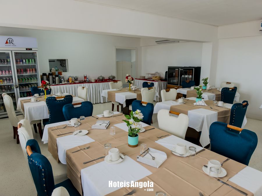 Hotel Ritz Sumbe - Image 17