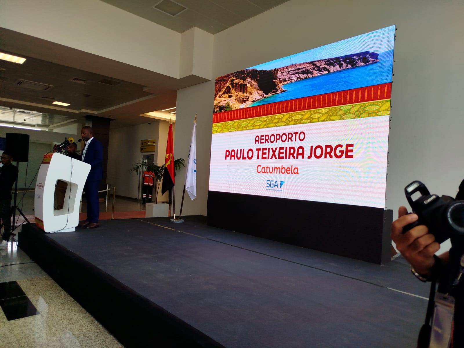 Aeroporto Paulo Teixeira Jorge, na Catumbela, recebe certificação