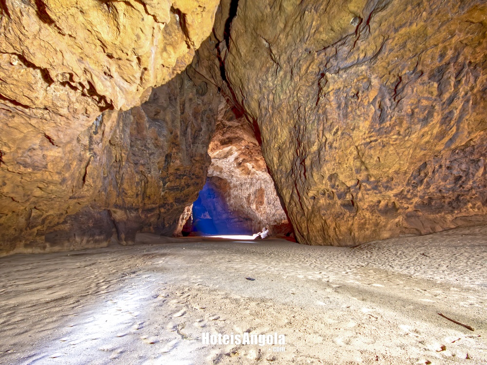 Gruta da Sassa