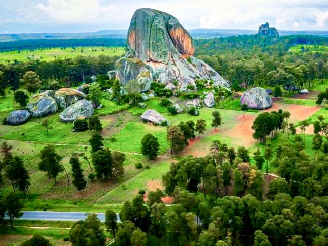 Pedras Nganda La-Kawe