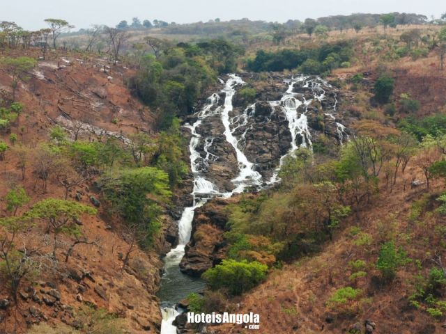 Lau-Lau Falls