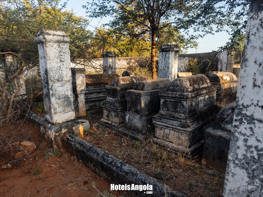 Cemitério de Kapangombe